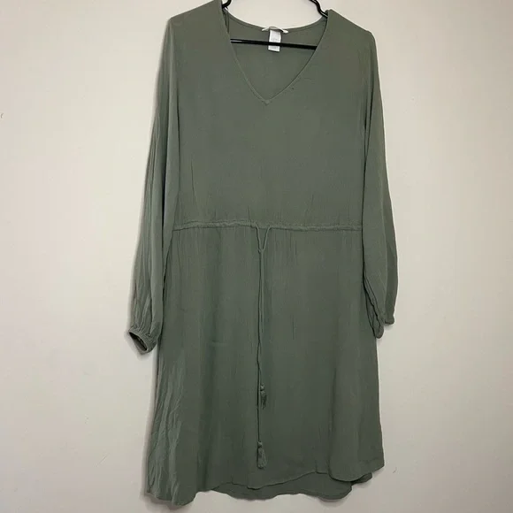 H&M OLIVE GREEN DRESS